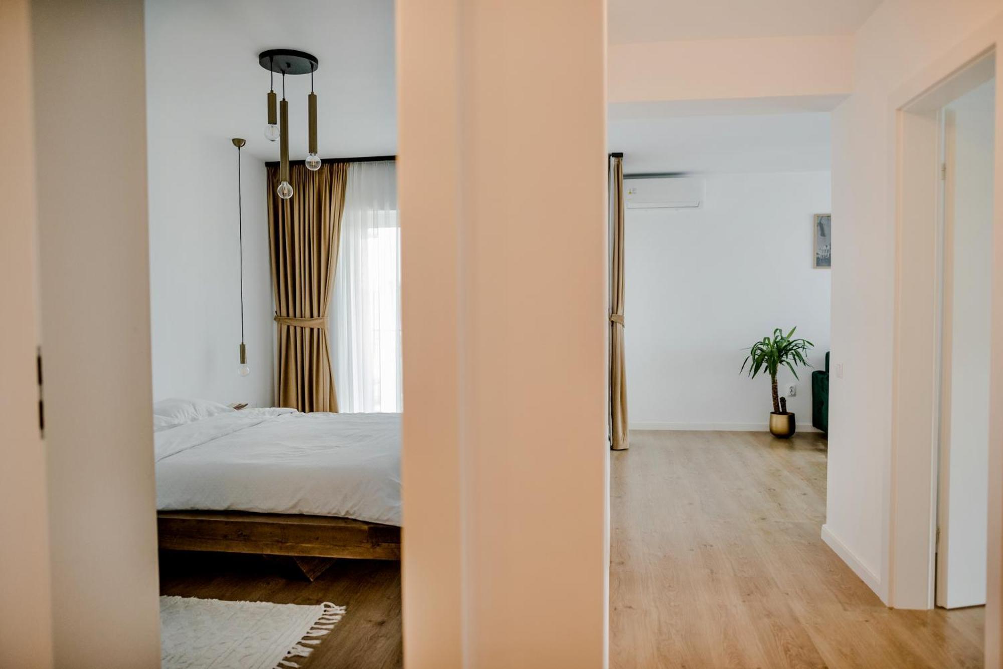 Amazing Mountain View Apartment Sibiu Buitenkant foto