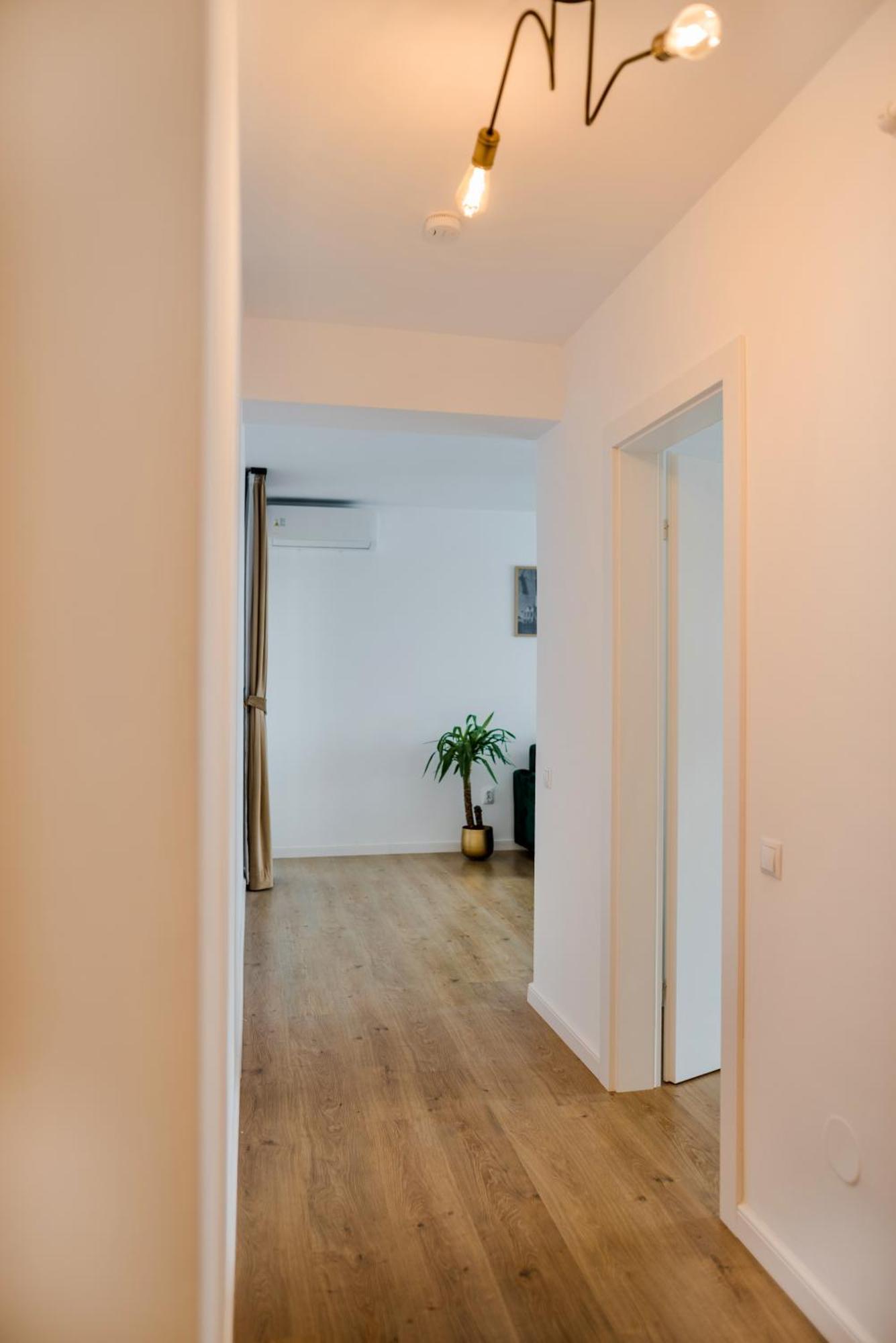 Amazing Mountain View Apartment Sibiu Buitenkant foto